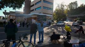 Judge again bars Trump administration from deploying troops to Portland