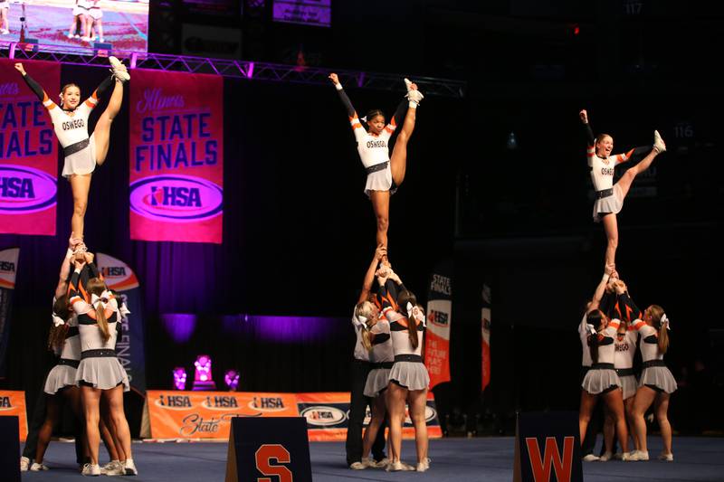 Photos: IHSA State Cheerleading Finals – Shaw Local