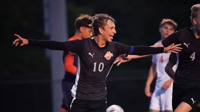 Semin Razman scores twice to power Wheaton Warrenville South past Oswego