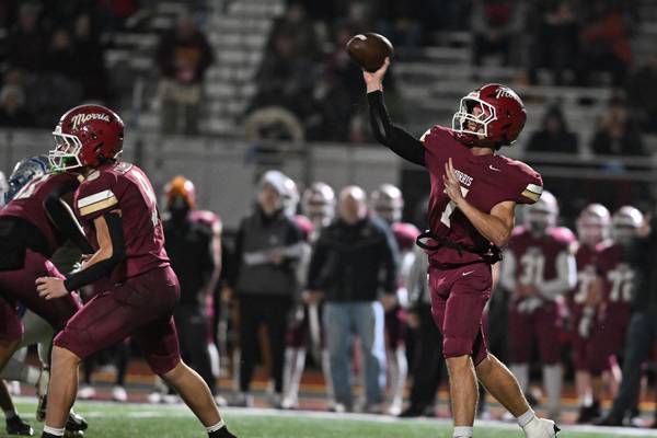 Slow start, resounding finish for Morris in 54-7 playoff win against Woodstock