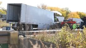 Updated: All I-55 lanes open again in Will County after semitrailer crash