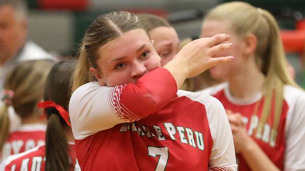 Photos: Washington volleyball upsets L-P in the Class 3A Sectional final