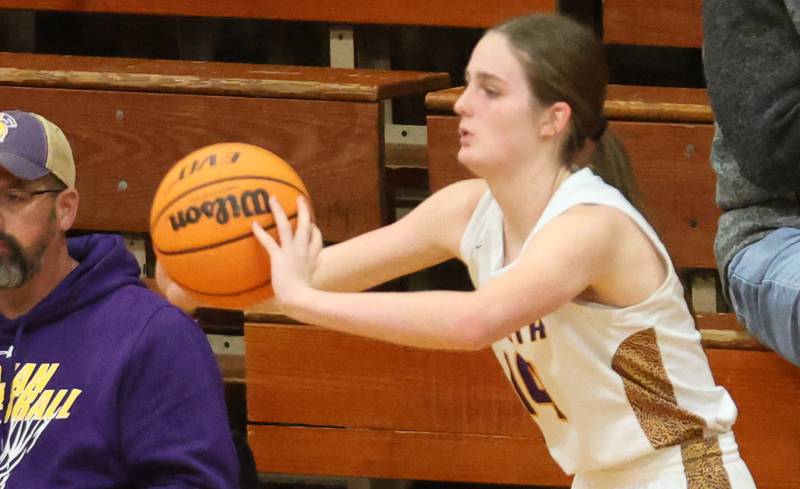 Mendota's Laylie Denault throw the ball in play during the Tiger Girls Basketball Holiday Tournament on Tuesday, Nov. 18, 2025 at Princeton High School.