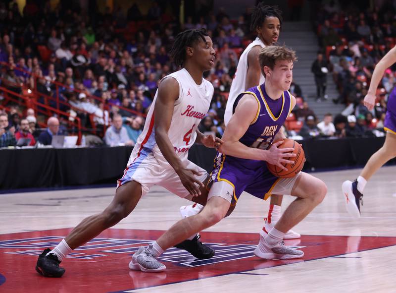 Downers Grove North's Maxwell Haack (14) goes baseline during the boys 4A super-sectional game between Kenwood Academy and Downers Grove North high school in Chicago on Monday, March 6, 2023.