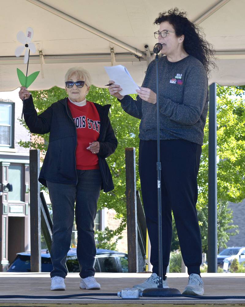 Speeches and acknowledgments were given Saturday prior to the 2025 Walk to End Alzheimer’s  Saturday in Ottawa.