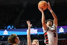 Benet’s defense tenacity sends them past Evanston to IHSA Class 4A title game