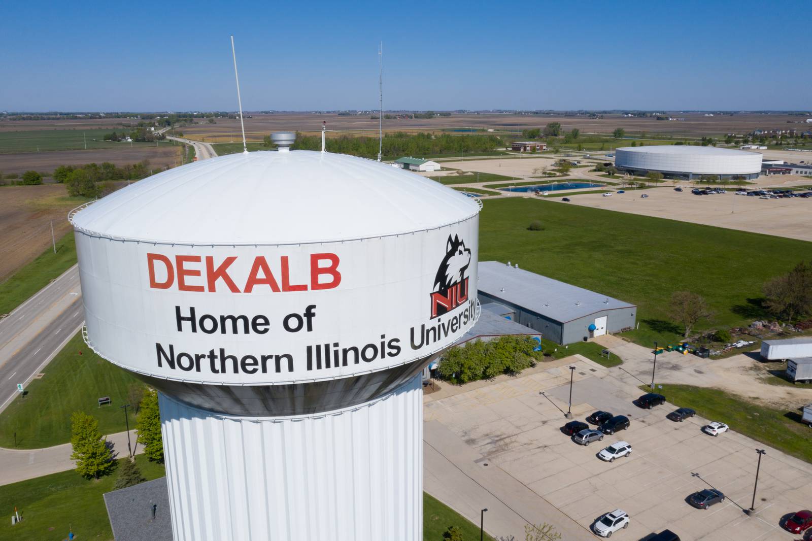 DeKalb City Council approves planned 2.6 water rate increase to