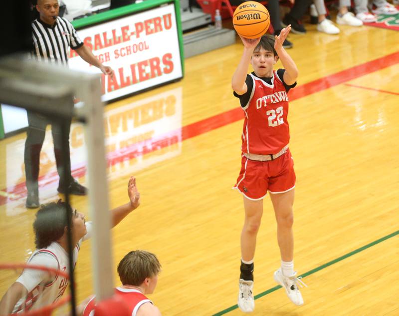 Ottawa's Dom Parks shoots a wide-open jump shot against L-P on Friday, Feb. 7, 2025 in Sellett Gymnasium at L-P High School.