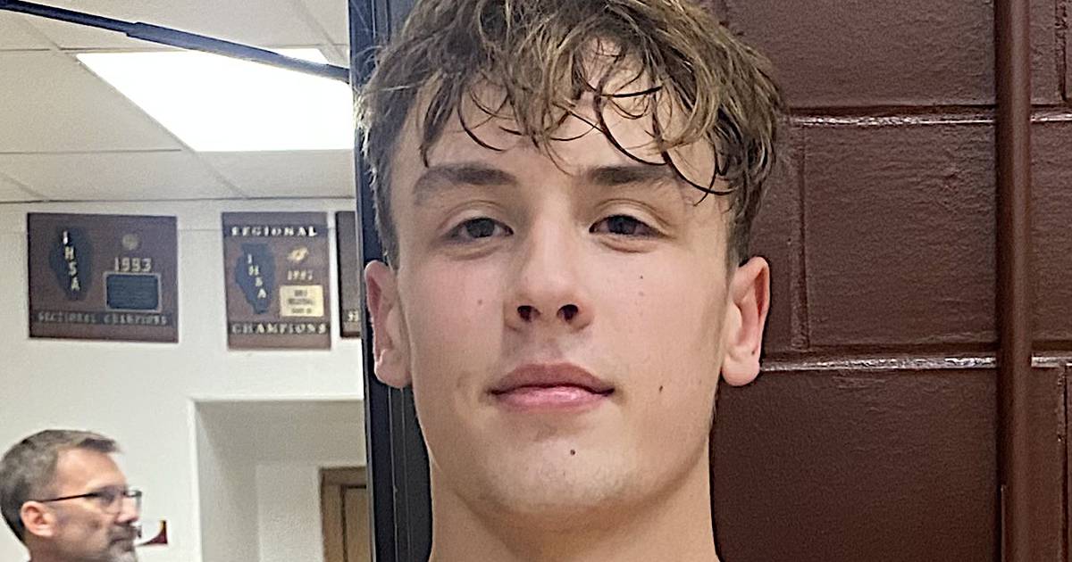 Jameson Hill’s late free throws lift LaSalle-Peru past Morris in I-8 opener