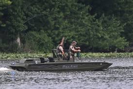 Crews searching Fox River in St. Charles to recover missing kayaker 