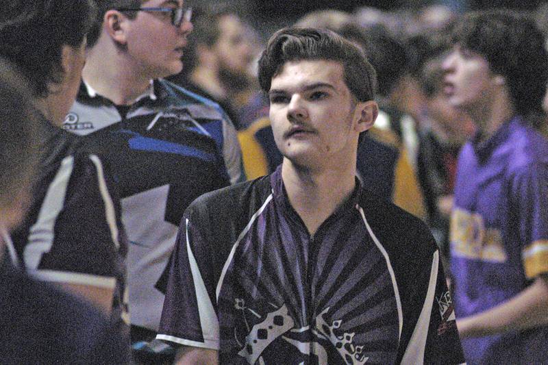 Dixon bowler Wyatt Miller watches the board Saturday at Plum Hollow in Dixon. Oregon is hosted  the boys bowling sectional Saturday, Jan. 25, 2025 at Plum Hollow in Dixon.