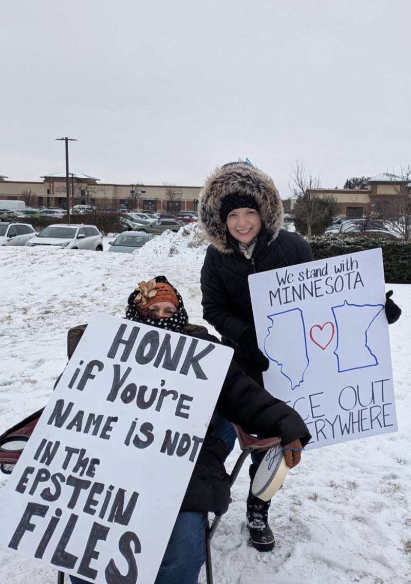 About 200 people protested on Randall Road in South Elgin Sunday, Jan. 25, 2026 against the latest ICE killing in Minnesota of  Alex Pretti, an ICU nurse.