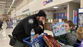 McHenry County police spread holiday joy with Shop with a Cop
