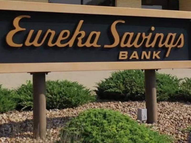 Eureka Savings Bank, which has locations in La Salle, Peru, Oglesby and Mendota, will acquire Wenona State Bank in Wenona.