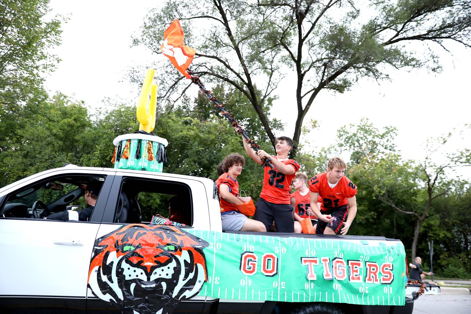 Photos Wheaton Warrenville South celebrates Shaw Local