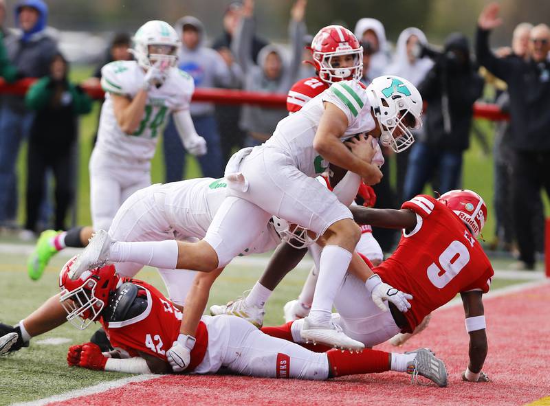 York's Matt Vezza (9) runs for the game winning score during a second round Class 8A varsity football playoff game between York High School and Marist High School on Saturday, Nov. 5, 2022 in Chicago, IL.