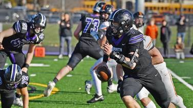Owen Lansu dials long distance to Max Troha; Downers Grove North defeats Lincoln-Way West in 7A quarterfinal