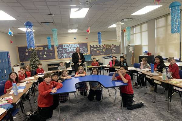Nineteenth Circuit judges visit schools across Lake County