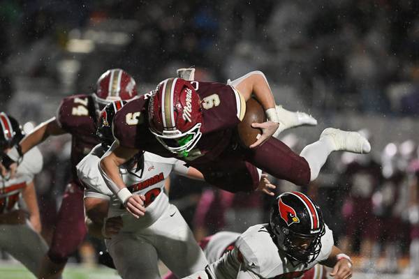 Points aplenty for local teams into Round 2: The Herald-News football notebook