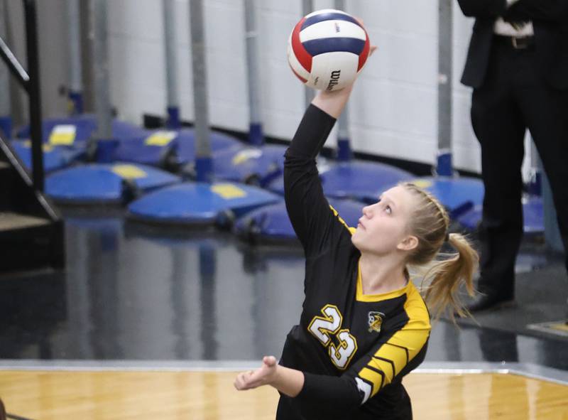 Putnam County's Emberlyn Cwikia serves during the Class 1A Regional final on Thursday, Oct. 30, 2025 at Putnam County High School.