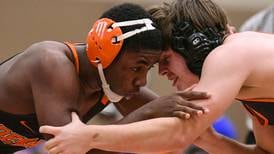 Despite individual success, DeKalb 0-3 on opening day of Don Flavin Invitational