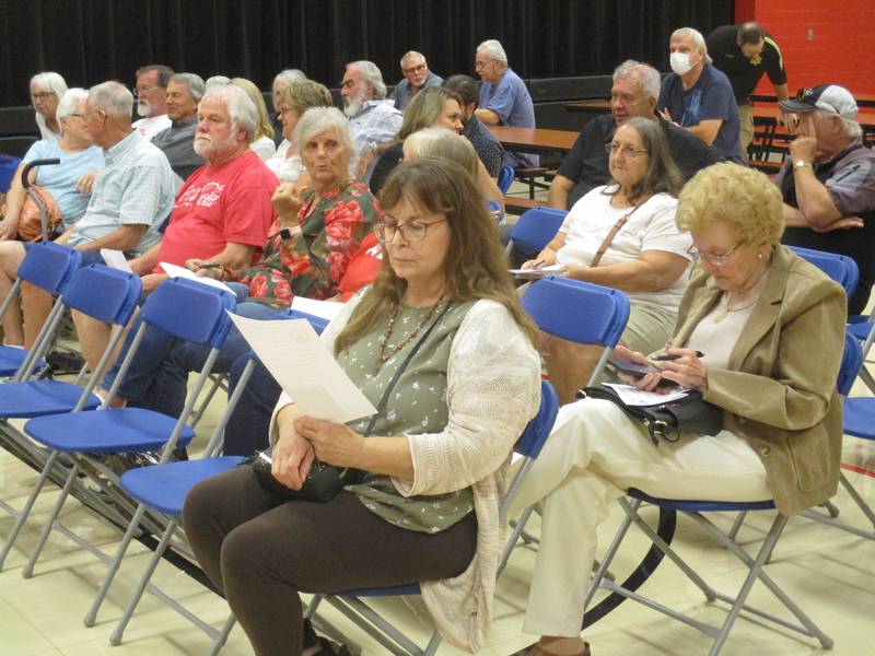 Boulder Hill residents attend a meeting of the Kendall County Planning, Building and Zoning Committee on Sept. 14, 2022 at Boulder Hill Elementary School.