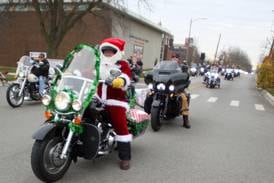 Police issue traffic alert ahead of Toys for Tots parade in downtown McHenry