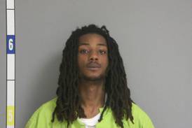 Streator man to stand trial Aug. 4 in connection with automatic weapon