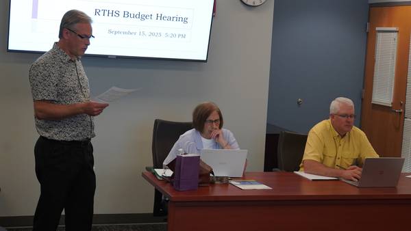 Rochelle High School Board: budget approved, new teachers introduced