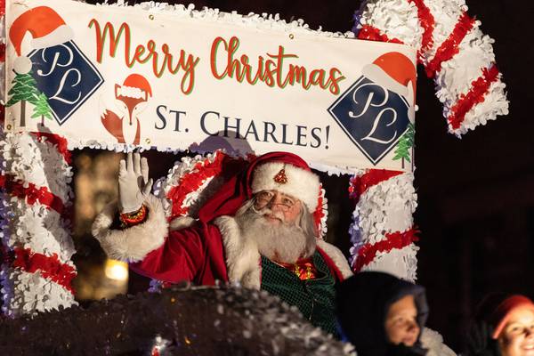 Beware of fake Facebook pages about St. Charles Holiday Homecoming and Christmas parade, sponsors warn