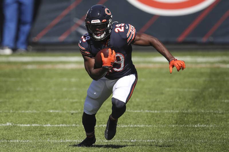 Chicago Bears running back Tarik Cohen rushes with the ball against the New York Giants during the 2020 season.