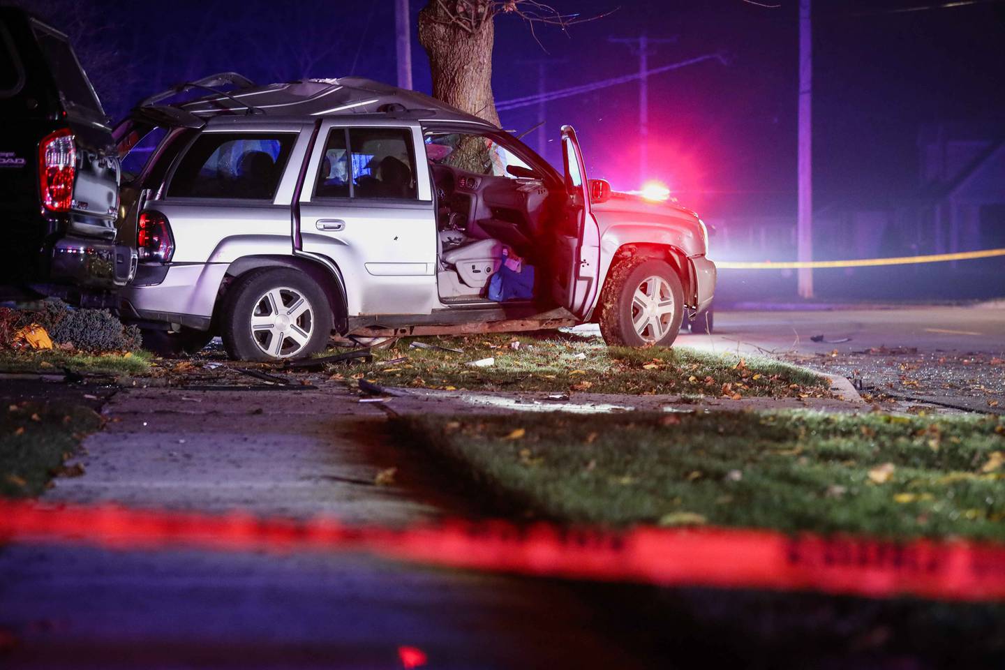 A male driver died after crashing into a tree Sunday night in Woodstock, officials report.