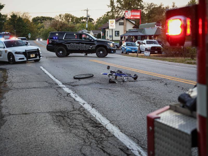 Bicyclist airlifted with critical injuries after crash near Cary