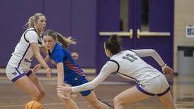 Offensive rhythm, defensive pressure send Dixon past Genoa-Kingston