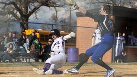 Wilmington continues hot-hitting start with 22-5 win over Clifton Central