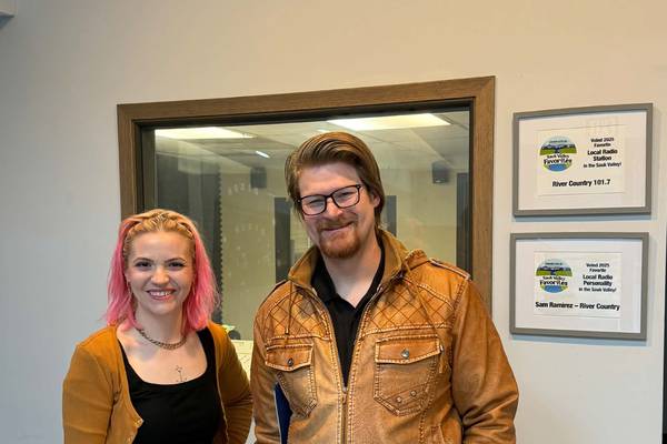 Shaw Local Radio Podcast: Talk-Line with Brandon Clark interviews Aurand, Highley of Dixon Historic Theatre
