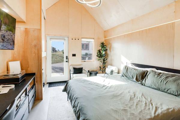 Starved Rock Country’s Winter Cabin Guide