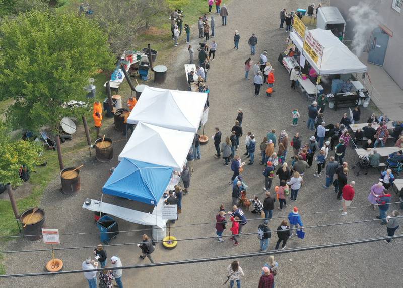 Photos Cool Burgoo still draws crowds in Utica Shaw Local