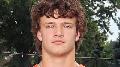 Owen Yorke, Wheaton Warrenville South strike fast to top St. Charles East in DuKane opener