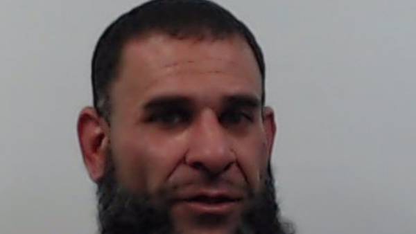 Romeoville man charged after police find machete, ‘fearful’ woman in car in Wauconda: authorities