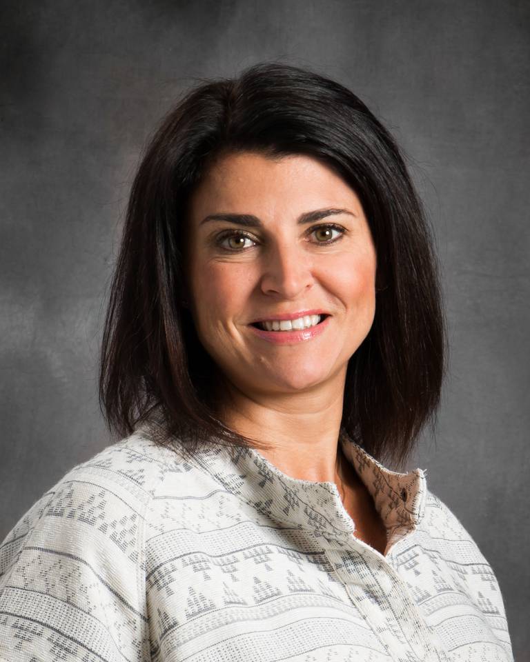 The Education to Empowerment women’s scholarship and mentoring program at McHenry County College recently welcomed Tina Hueppe as its new executive committee chair.