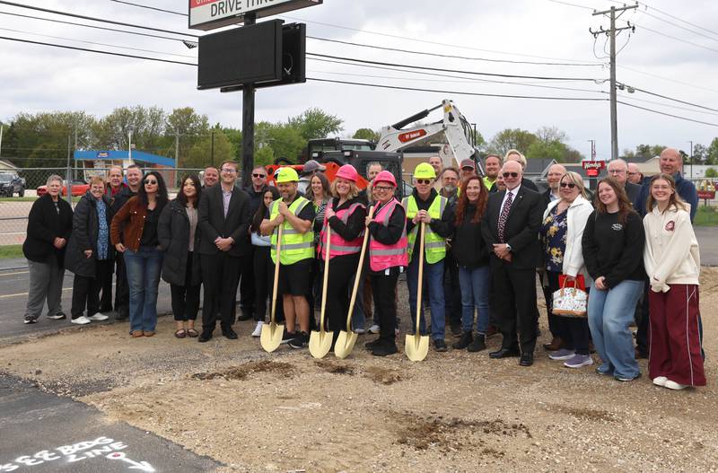 Tom & Jerry’s owners, employees and supporters participate in a groundbreaking ceremony Friday, May 1, 2026, to kick off the rebuilding of the restaurant at its previous location of 1670 DeKalb Avenue in Sycamore. Tom & Jerry’s was destroyed by a fire on January 31 and is currently operating at its temporary location at 265 West Peace Road in Sycamore.