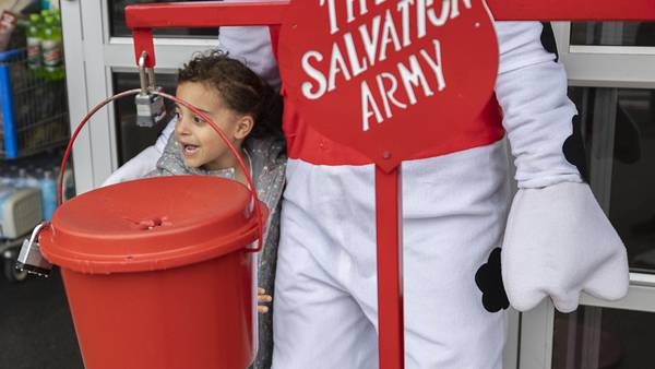Photos: Sterling Fire, Police departments go head to head for donations