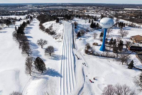 Embark on a ski adventure in northern Illinois this winter