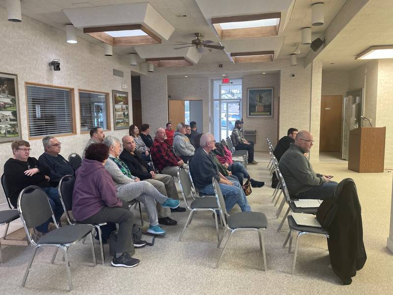 A large crowd turned up Thursday for the meeting of the Oglesby Park Board, convened to settle where to put the city's proposed dog park.