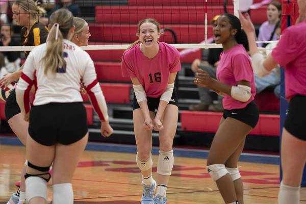 Northwest Herald Athlete of the Week: Dundee-Crown’s Tori Brents