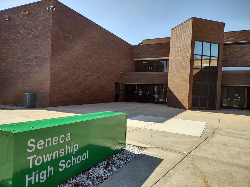 Seneca High School announces 1st semester honor roll