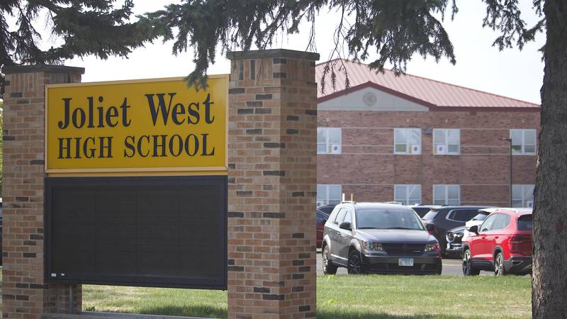 Joliet West H.S. releases homecoming parade route for Friday