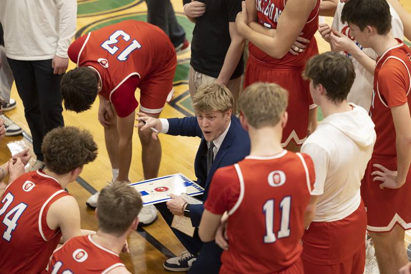 Oregon coach Jarrett Reynolds speaks to his team against Mendota Friday, Feb. 27, 2026, at the Class 2A Rock Falls boys basketball regional.