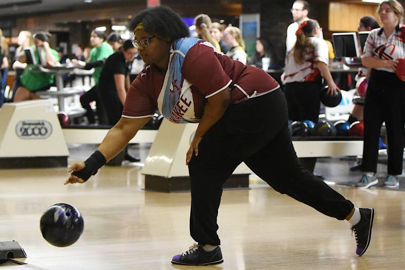Kankakee's Sha'Tara Johnson bowls during the All-City girls bowling meet at Brookmont Bowling Center in Kankakee Wednesday, Feb. 5, 2025.